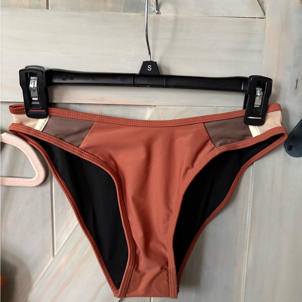 Pretty Little Thing Brown and Beige Bikini - Picture 11 of 12